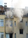 Brand Wohnung mit Menschenrettung Koeln Vingst Ostheimerstr  P020